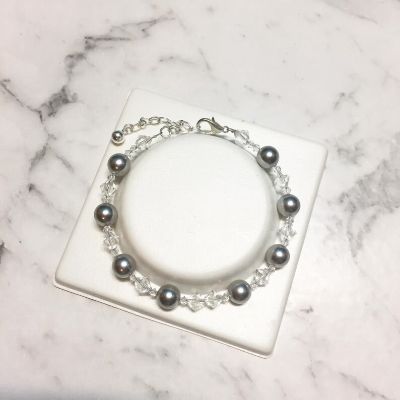 Picture of Swarovski Pearl Bracelets - Grey